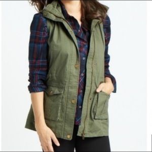 Market & Spruce Cargo Vest